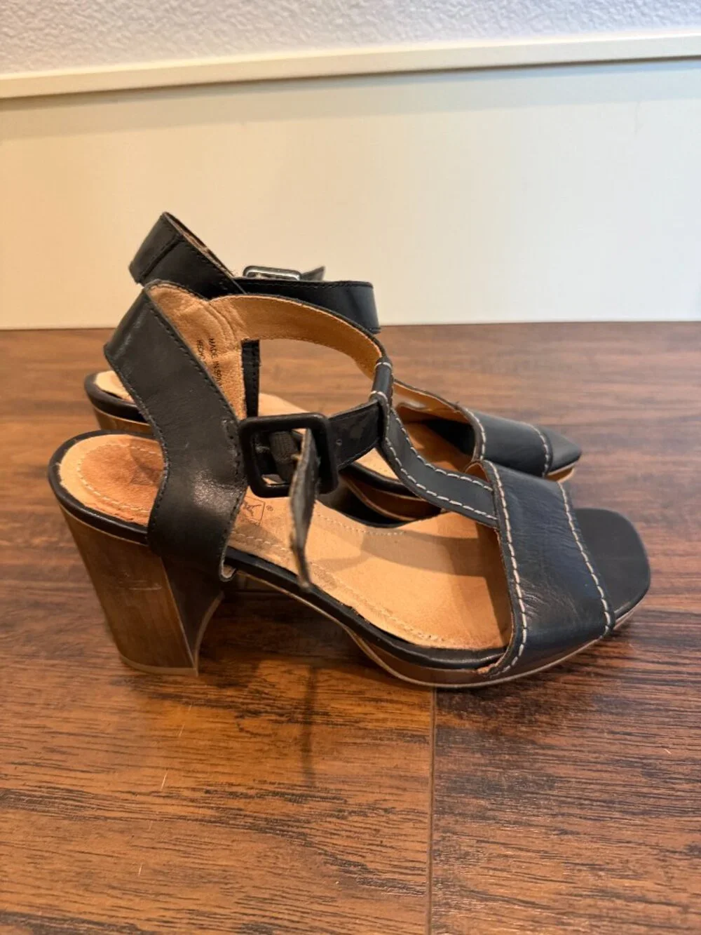 Pikolinos Black Leather T-Strap Block Heel Sandals Women's EU 39 US 8.5-9 - Picture 1 of 6